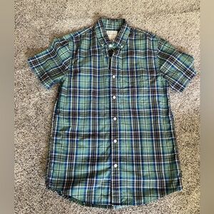 American Eagle short sleeve button down plaid shirt Men’s Small